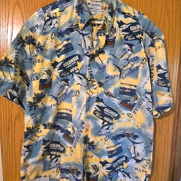 Columbia Men's Blue and Yellow Graphic Shirt - Picture 1 of 3